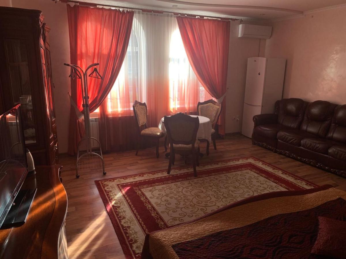 Richky Hotel Trouskavets Extérieur photo