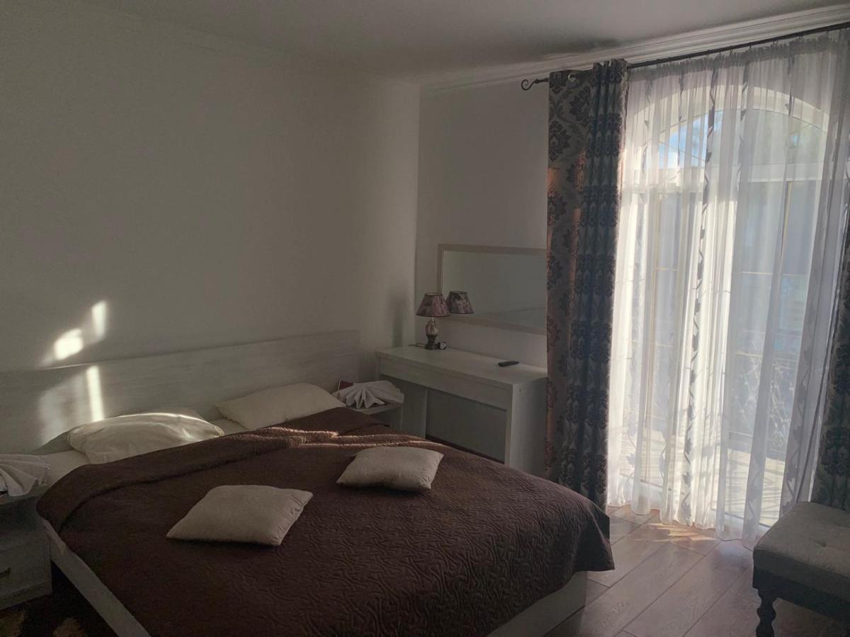 Richky Hotel Trouskavets Extérieur photo